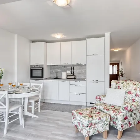 Penthouse Zola With Private Parking * Medulin