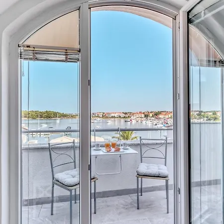 Apartment Penthouse Zola With Private Parking
